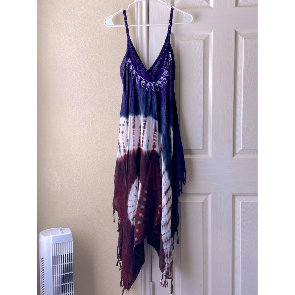 2/$12🌿 Shoreline Vintage Tassel Handkerchief Dress - Red / Blue